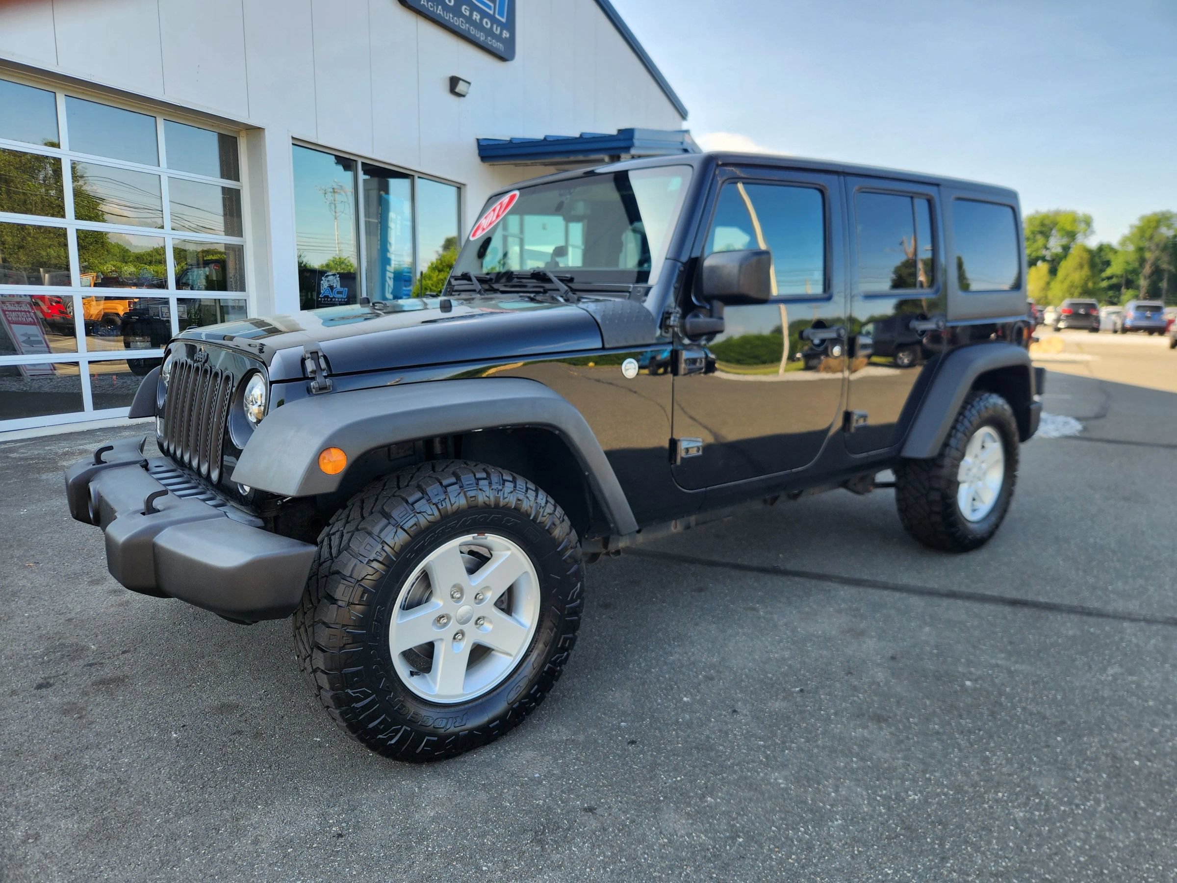 Used 2017 Jeep Wrangler Unlimited Sport w/ Quick Order Package 24S AWD/4WD image 6