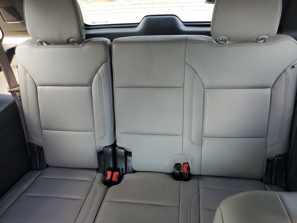 Used 2022 Chevrolet Tahoe Z71 w/ Luxury Package image 24