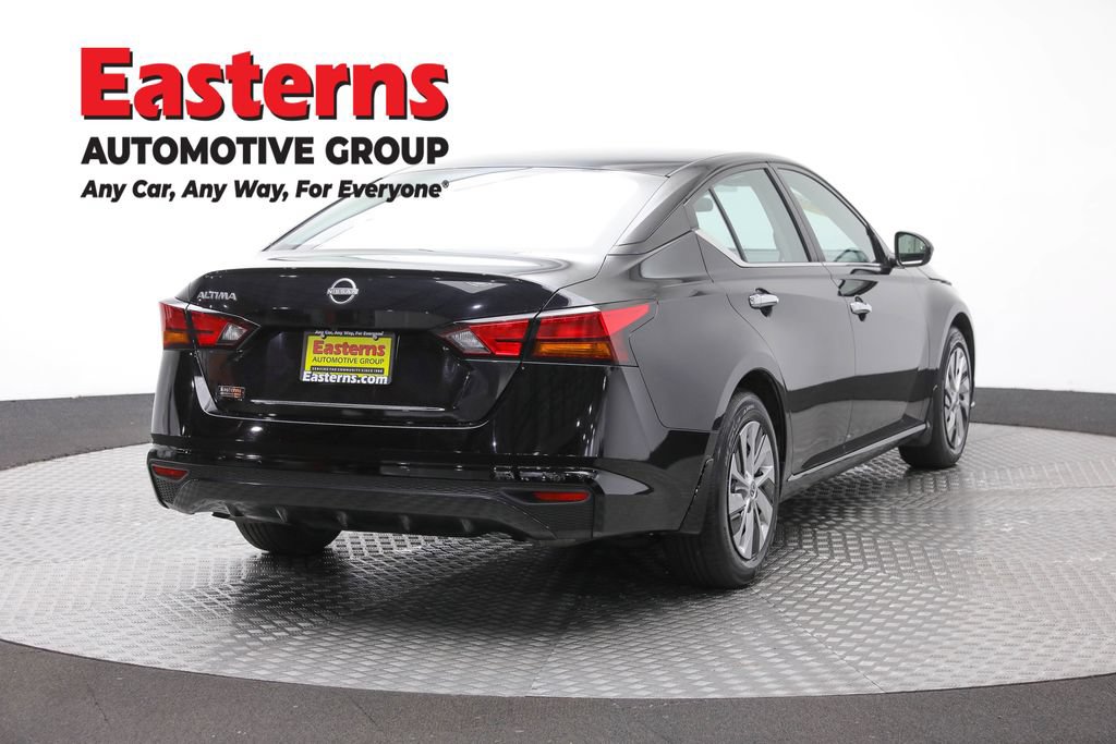 Used 2023 Nissan Altima 2.5 S FWD image 5