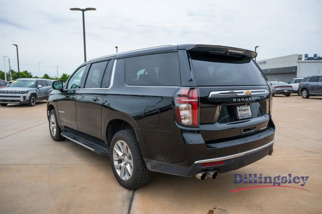 Used 2023 Chevrolet Suburban Premier RWD image 3