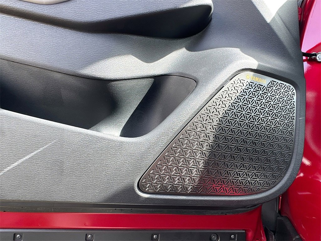 New 2025 Mitsubishi Outlander SE image 19