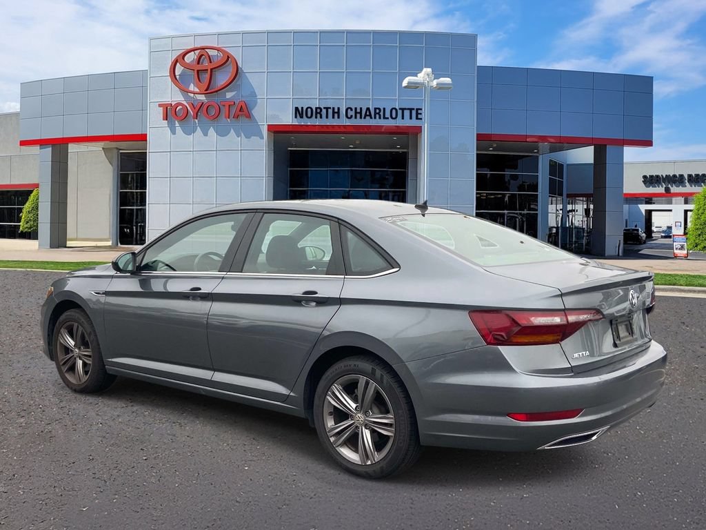 Used 2019 Volkswagen Jetta R-Line FWD image 4