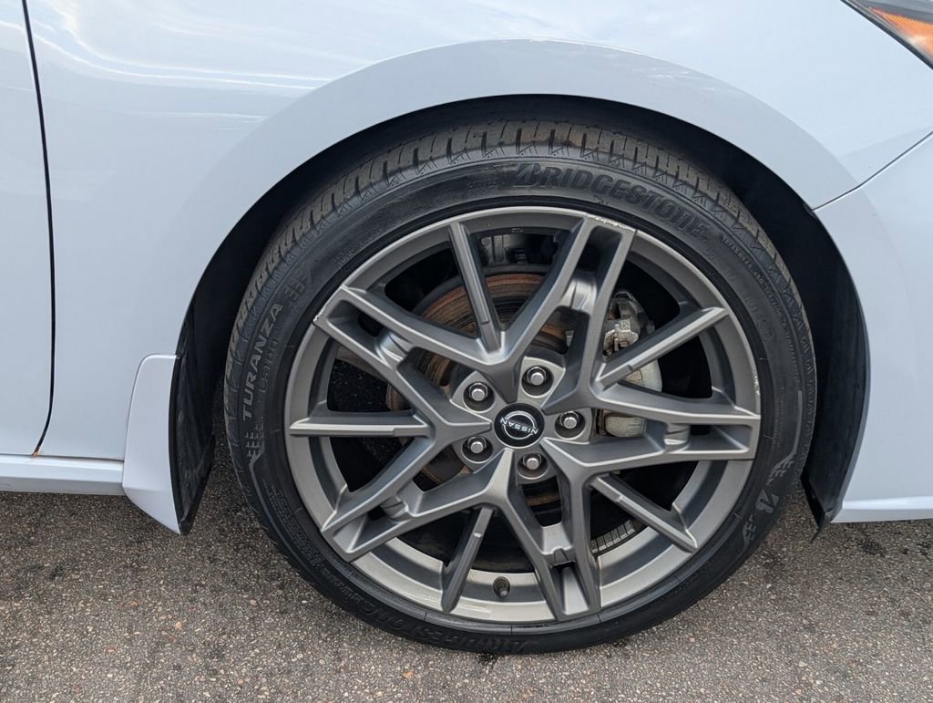 Used 2023 Nissan Altima 2.0 SR FWD image 9