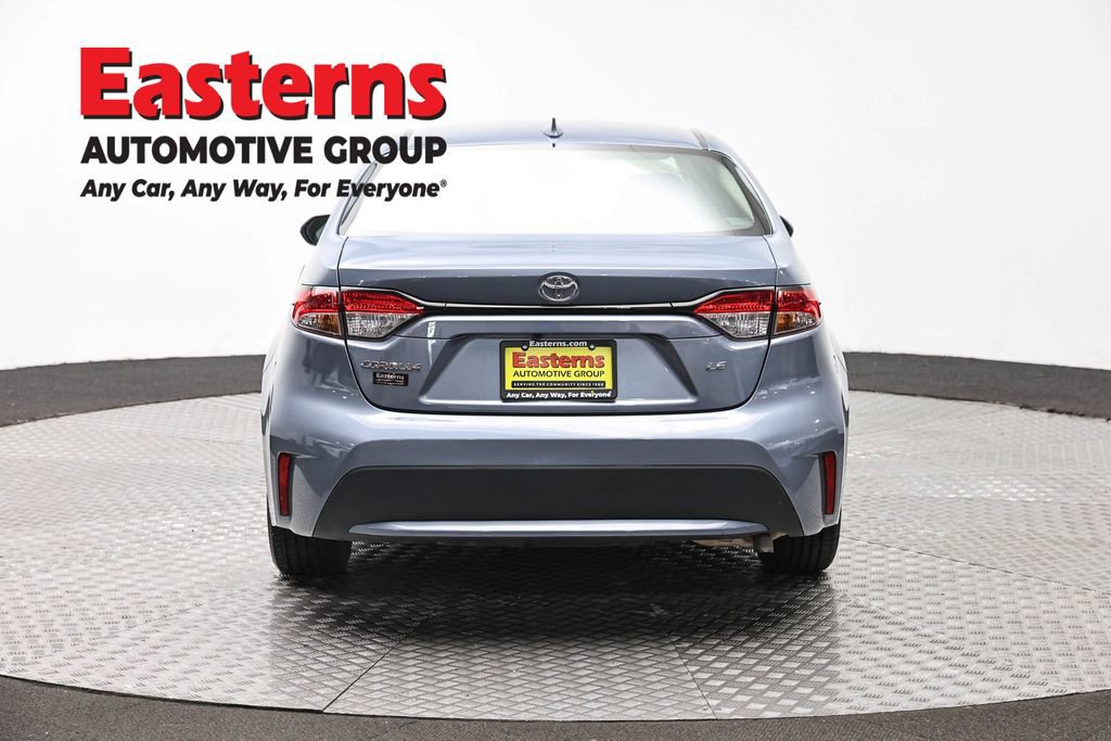 Used 2022 Toyota Corolla LE FWD image 6