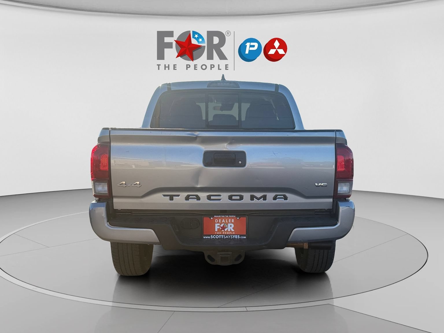 Used 2021 Toyota Tacoma SR AWD/4WD image 8