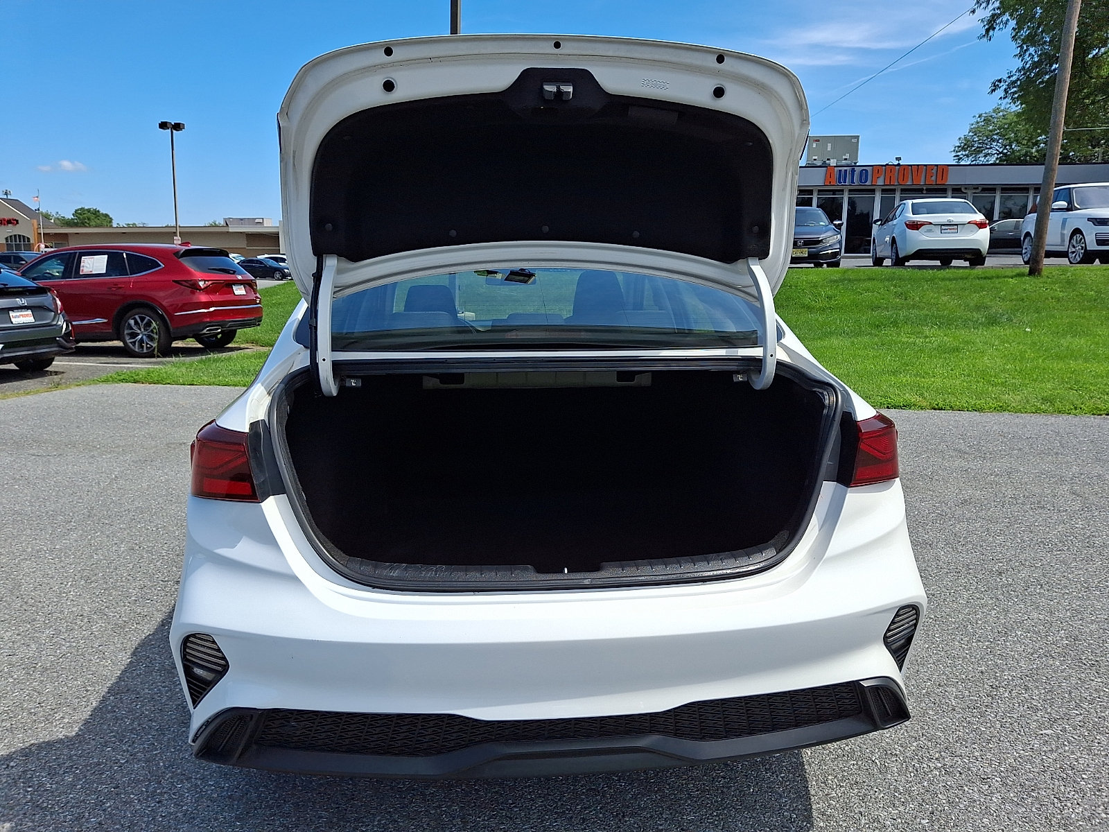 Used 2024 Kia Forte LXS FWD image 27
