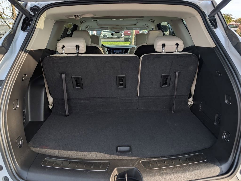 Used 2023 Buick Enclave Essence w/ Experience Buick Package image 17