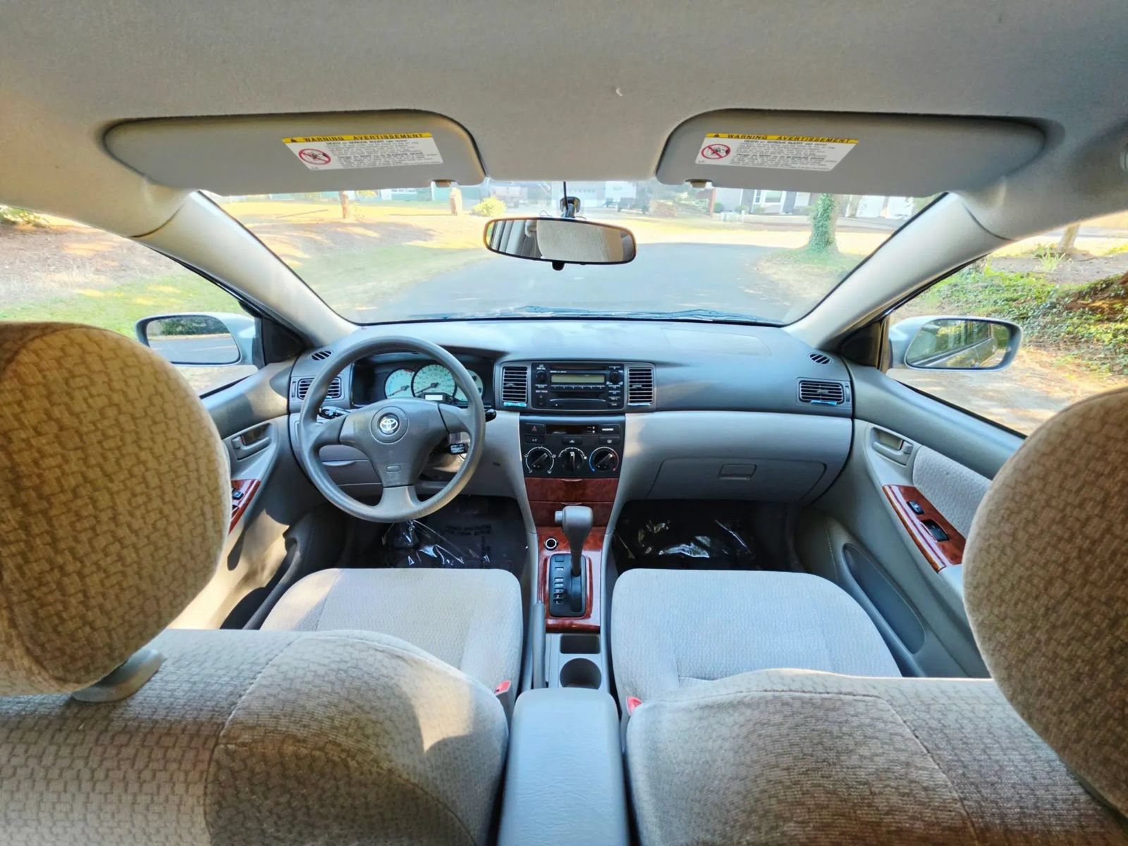 Used 2004 Toyota Corolla LE FWD image 13