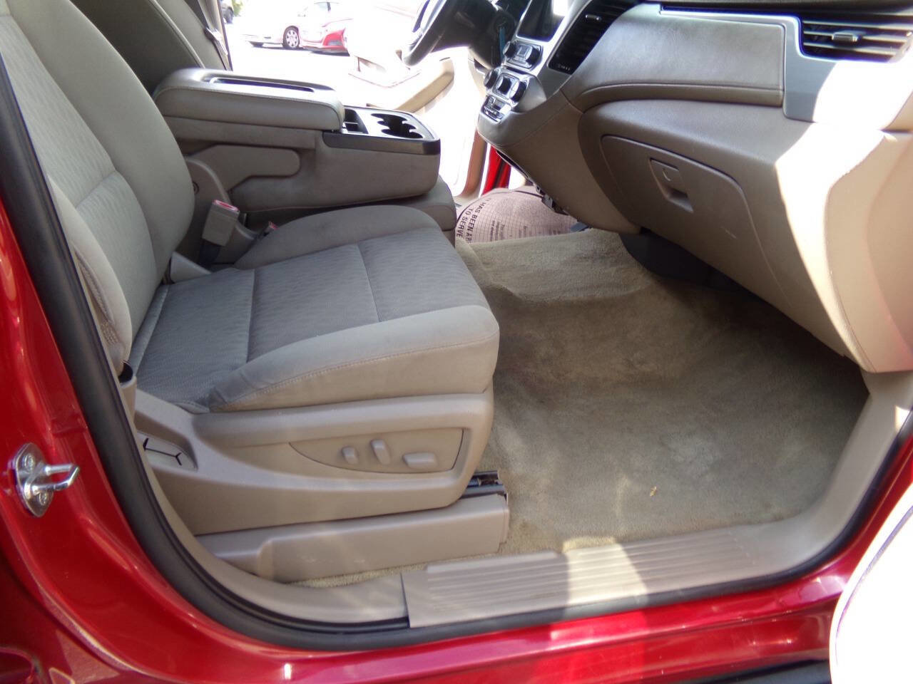 Used 2015 GMC Yukon XL SLE w/ Convenience Package image 26