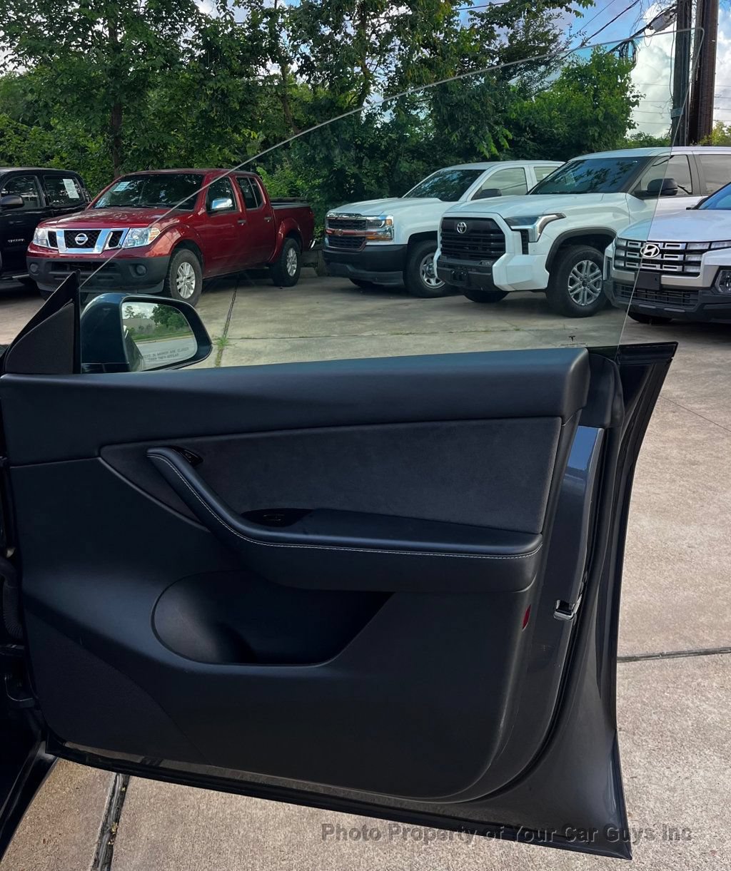 Used 2021 Tesla Model Y Performance AWD/4WD image 24