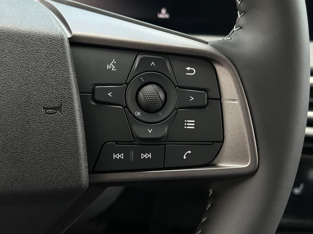 New 2026 Nissan Sentra SV w/ SV Convenience Package FWD image 20