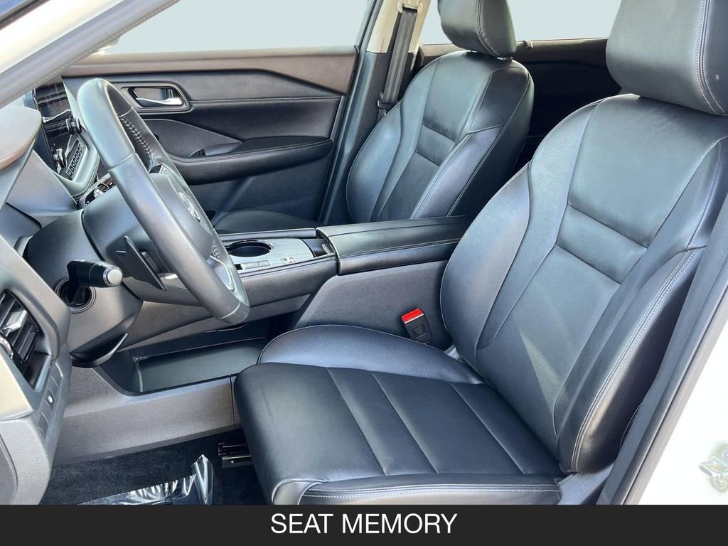 Certified 2023 Nissan Rogue SL w/ SL Premium Package FWD image 14