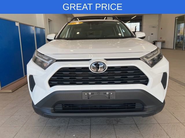Used 2023 Toyota RAV4 XLE w/ Convenience Package AWD/4WD image 2