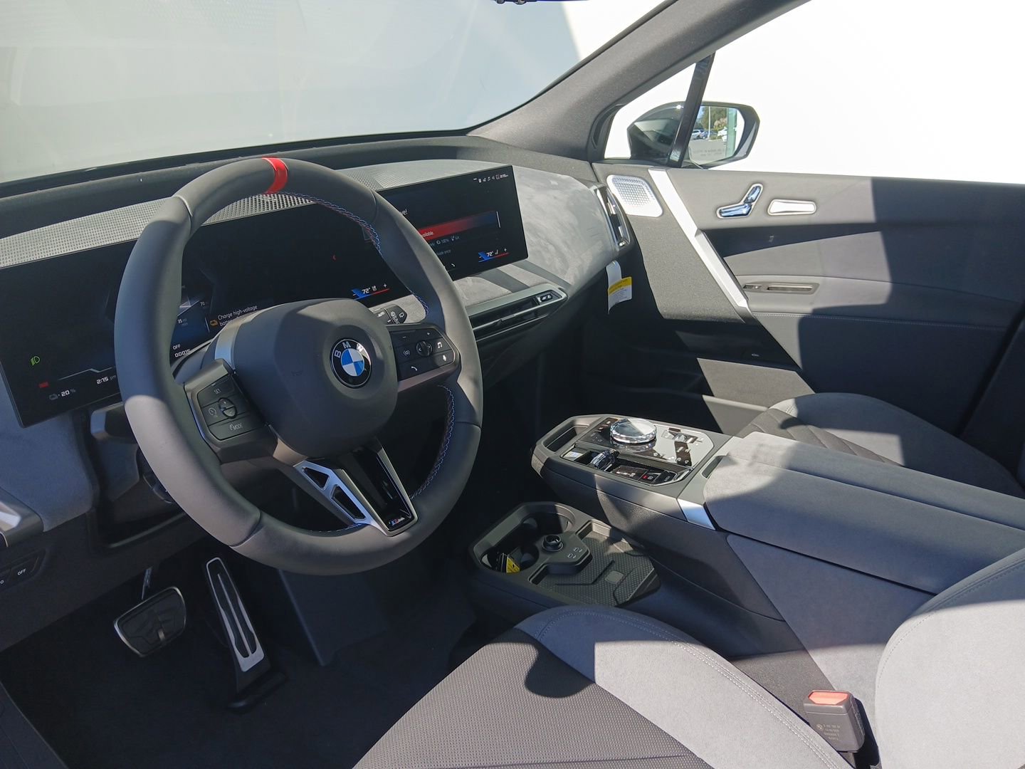 New 2026 BMW iX M70 image 15