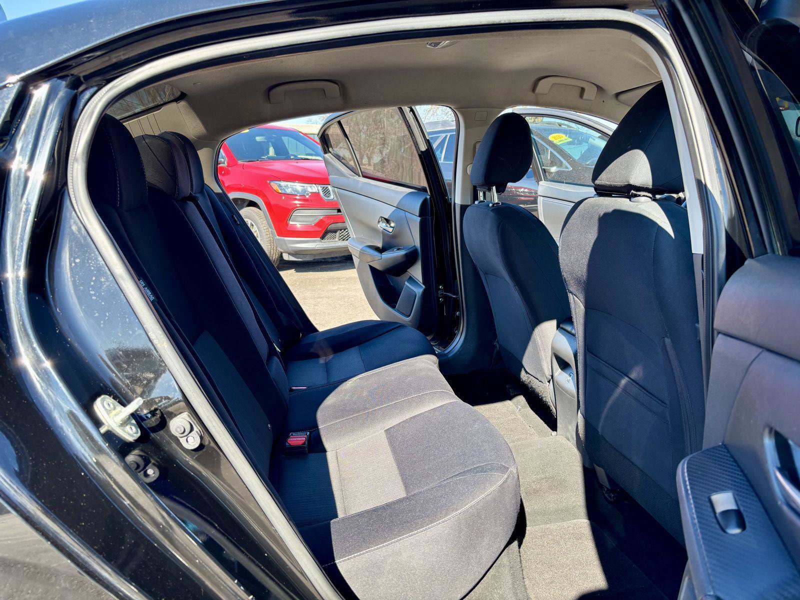 Used 2021 Nissan Sentra SV image 9
