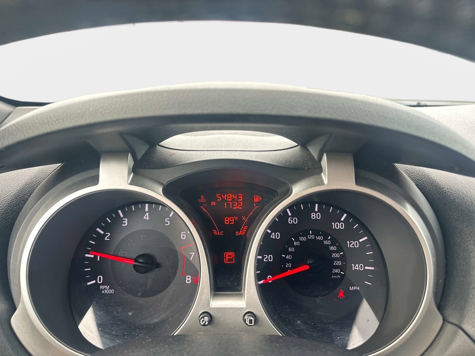 Used 2015 Nissan Juke SV FWD image 11