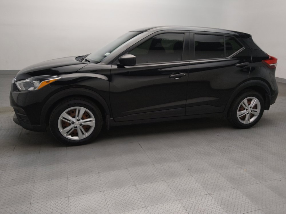 Used 2020 Nissan Kicks S FWD image 2