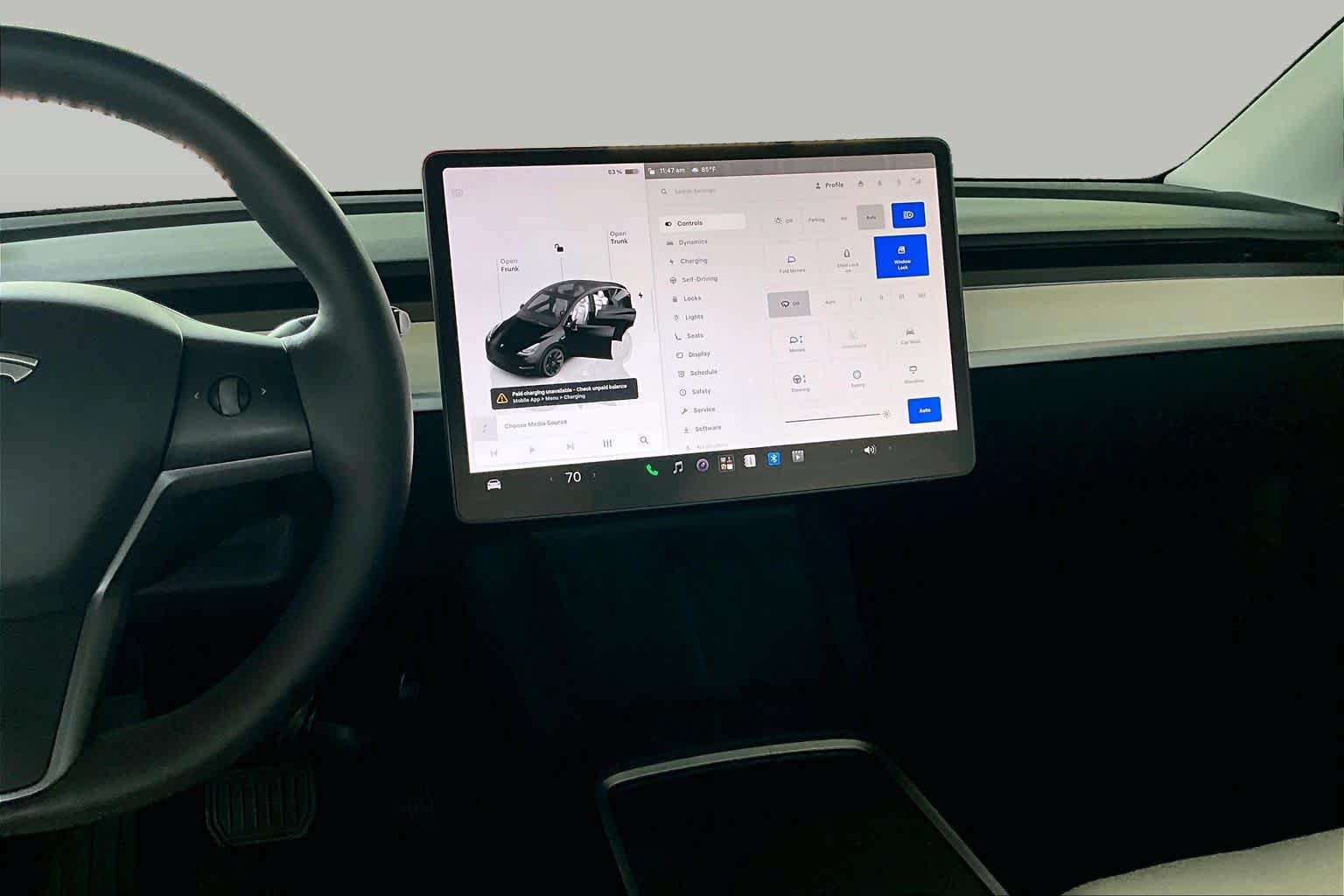 Used 2023 Tesla Model Y AWD image 6