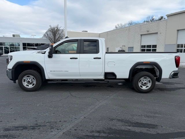 Used 2024 GMC Sierra 2500 Pro w/ Convenience Package image 2