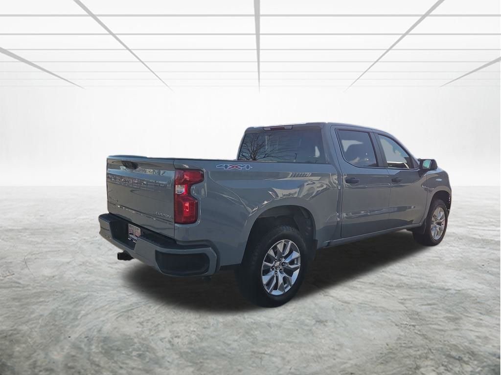 Used 2024 Chevrolet Silverado 1500 Custom image 4