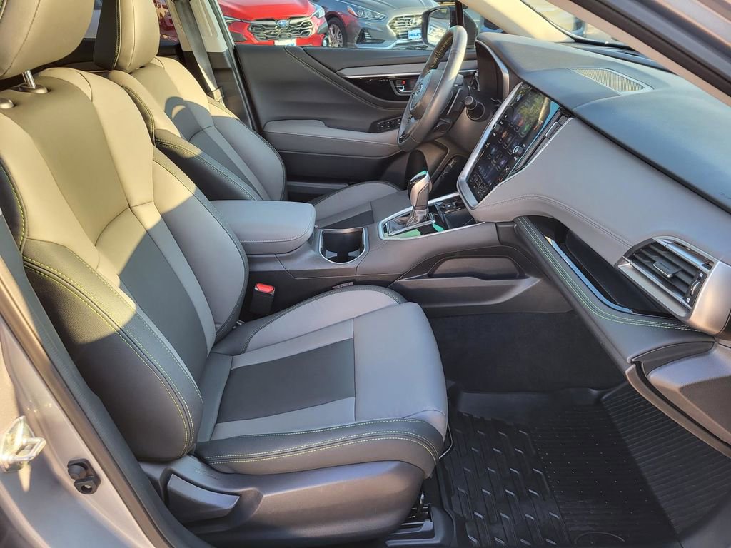 Certified 2025 Subaru Outback Onyx Edition image 9