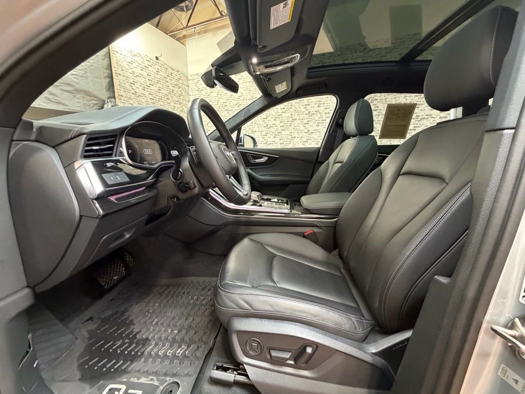 Used 2025 Audi Q7 2.0T Premium Plus w/ Premium Plus Package image 20