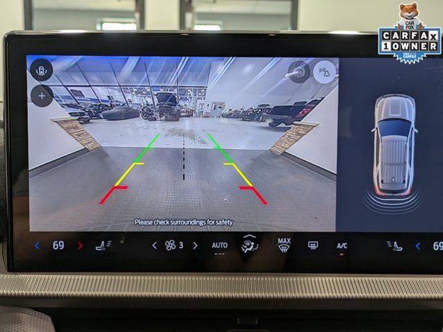 Certified 2025 Ford Explorer Active image 13