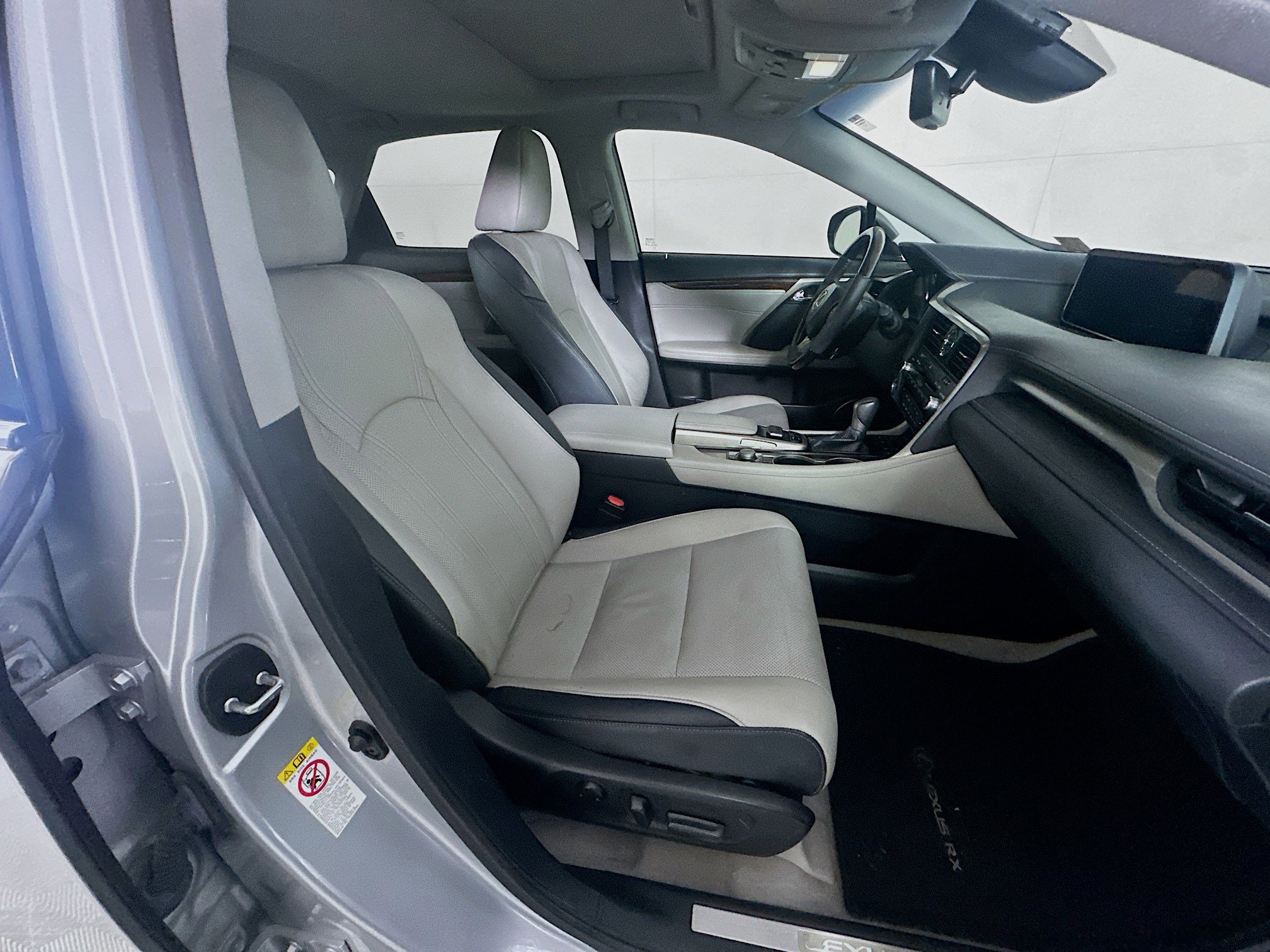 Used 2016 Lexus RX 350 2WD w/ Premium Package image 32