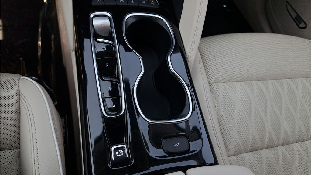 Used 2023 Buick Envision Avenir FWD image 23
