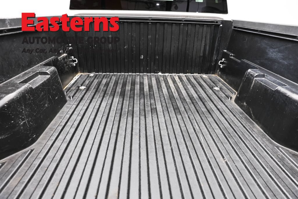 Used 2025 Toyota Tacoma SR RWD image 9