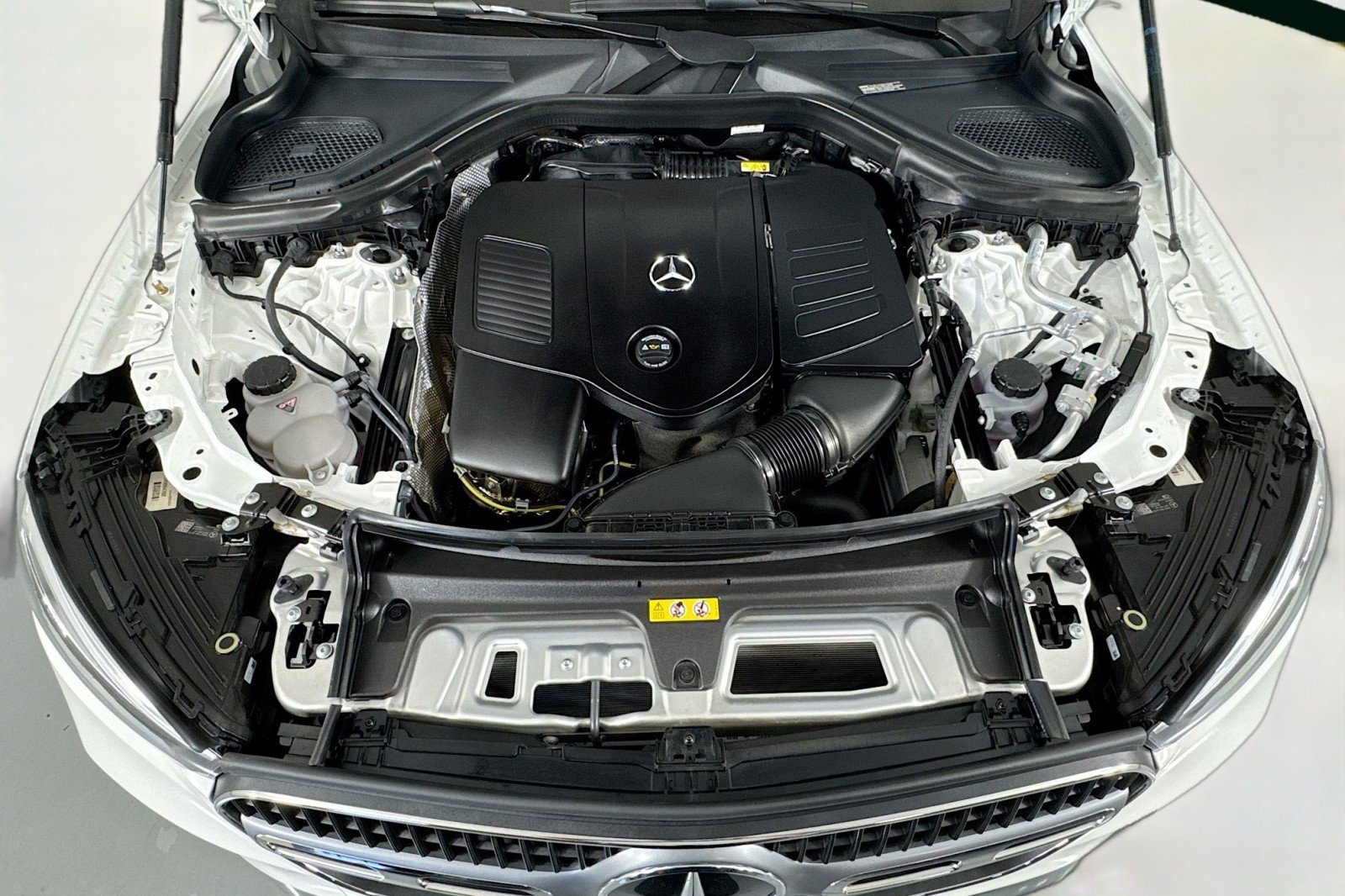 Certified 2026 Mercedes-Benz GLC 300 image 10