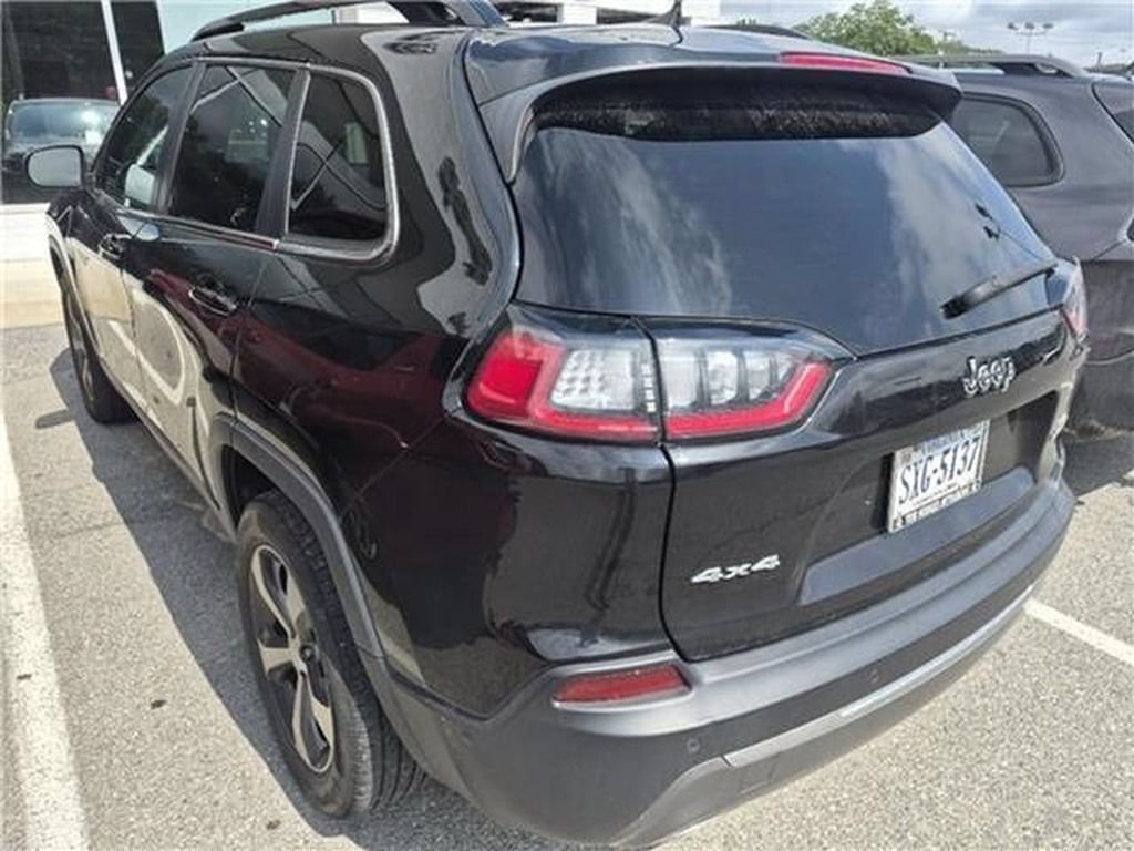 Used 2022 Jeep Cherokee Limited AWD/4WD image 35