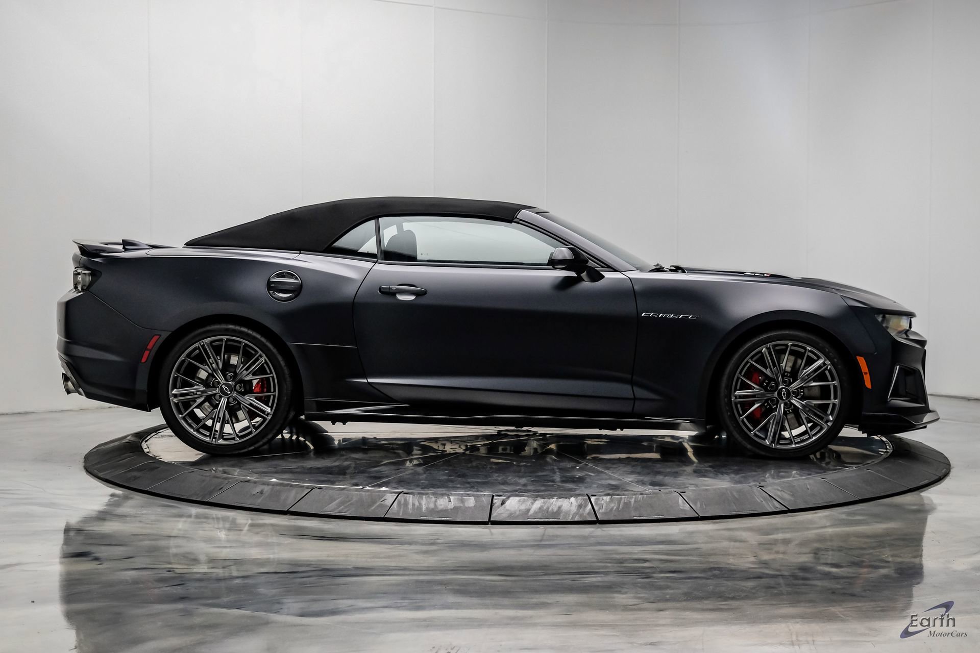 Used 2024 Chevrolet Camaro ZL1 image 28