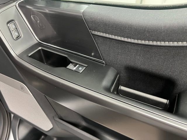 Used 2025 Ford F150 Lariat image 54