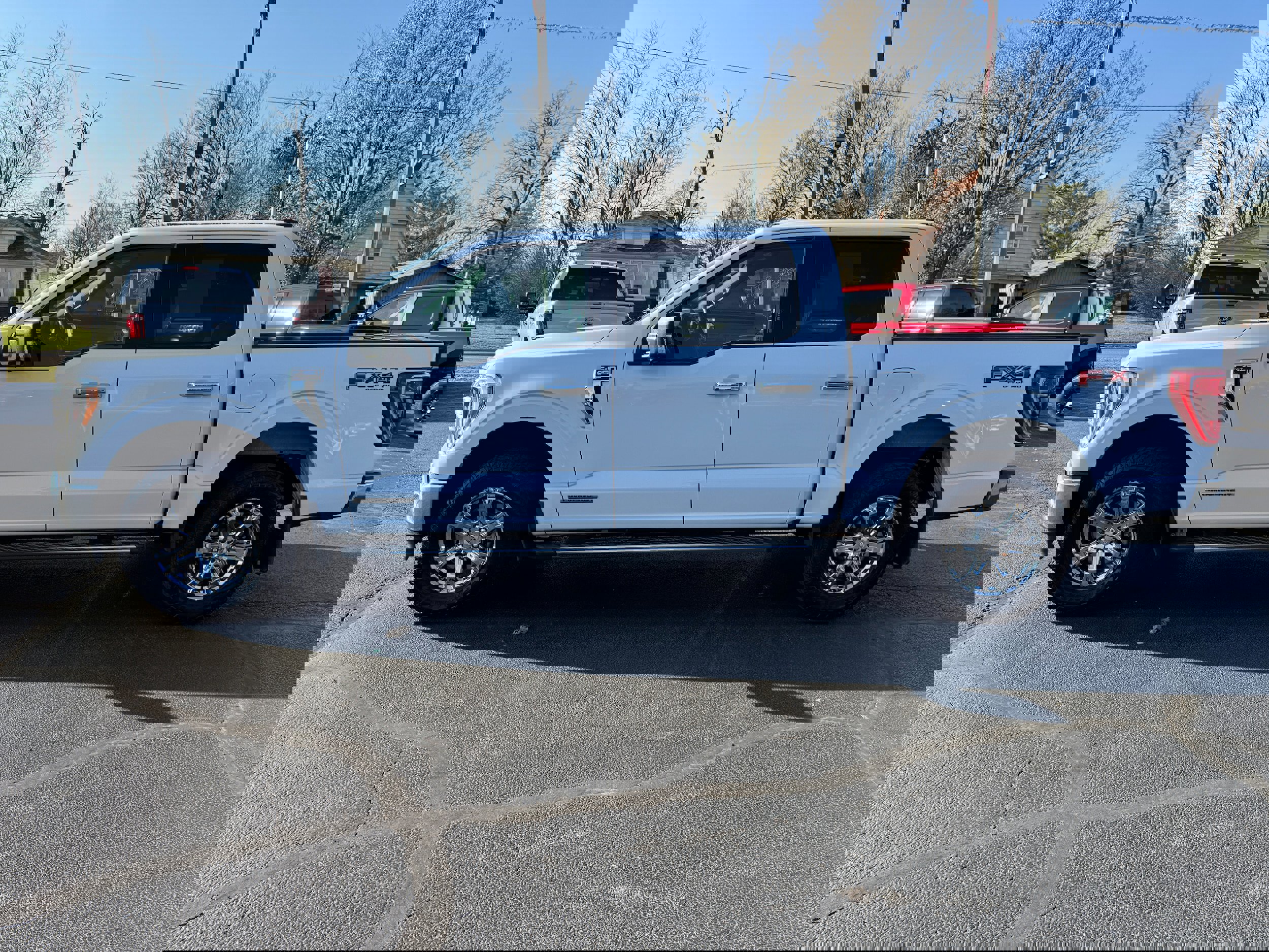 Used 2021 Ford F150 XLT w/ Equipment Group 302A High image 4