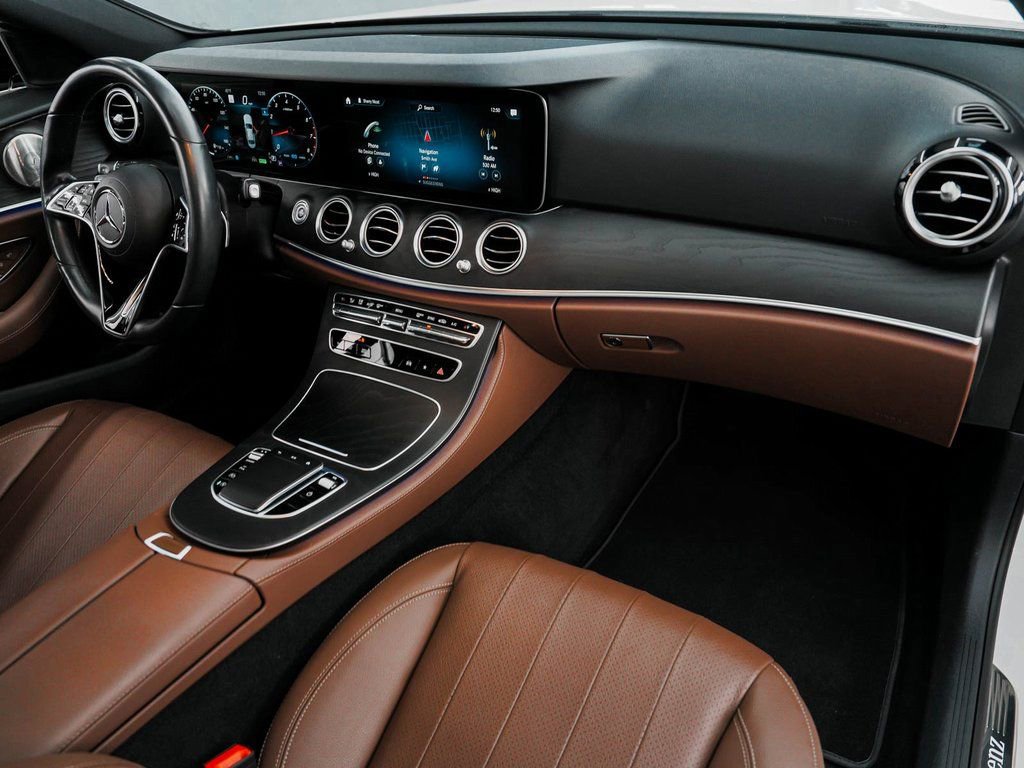 Used 2022 Mercedes-Benz E 450 4MATIC Sedan w/ Driver Assistance Package image 38