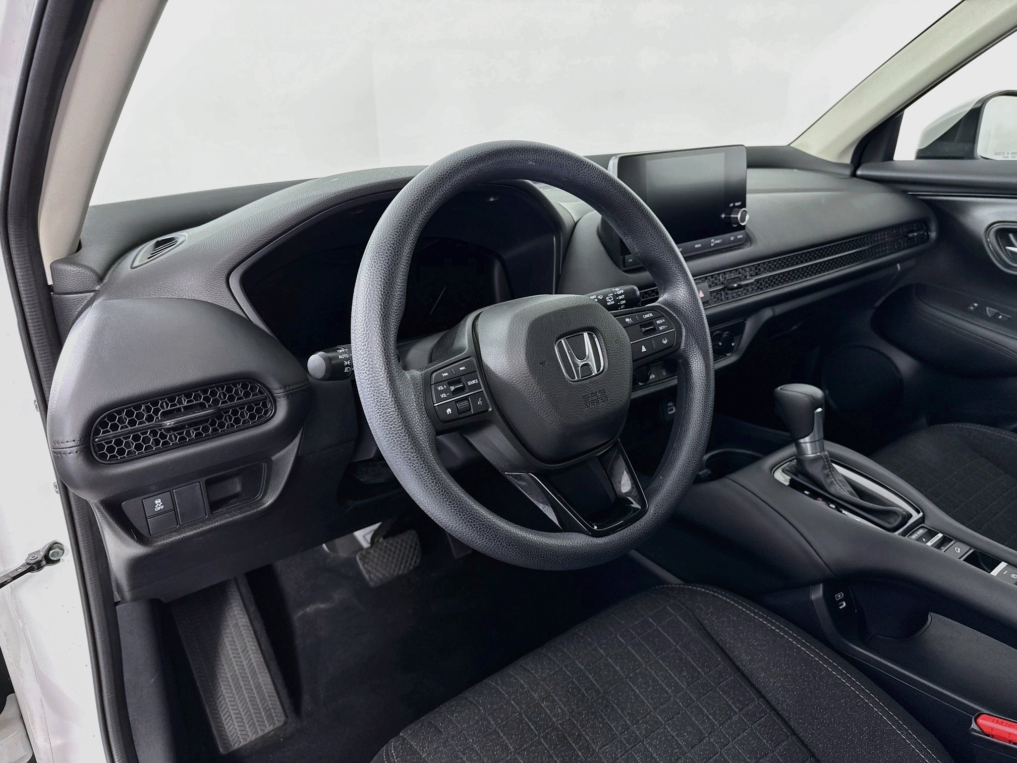 Certified 2024 Honda HR-V LX image 9
