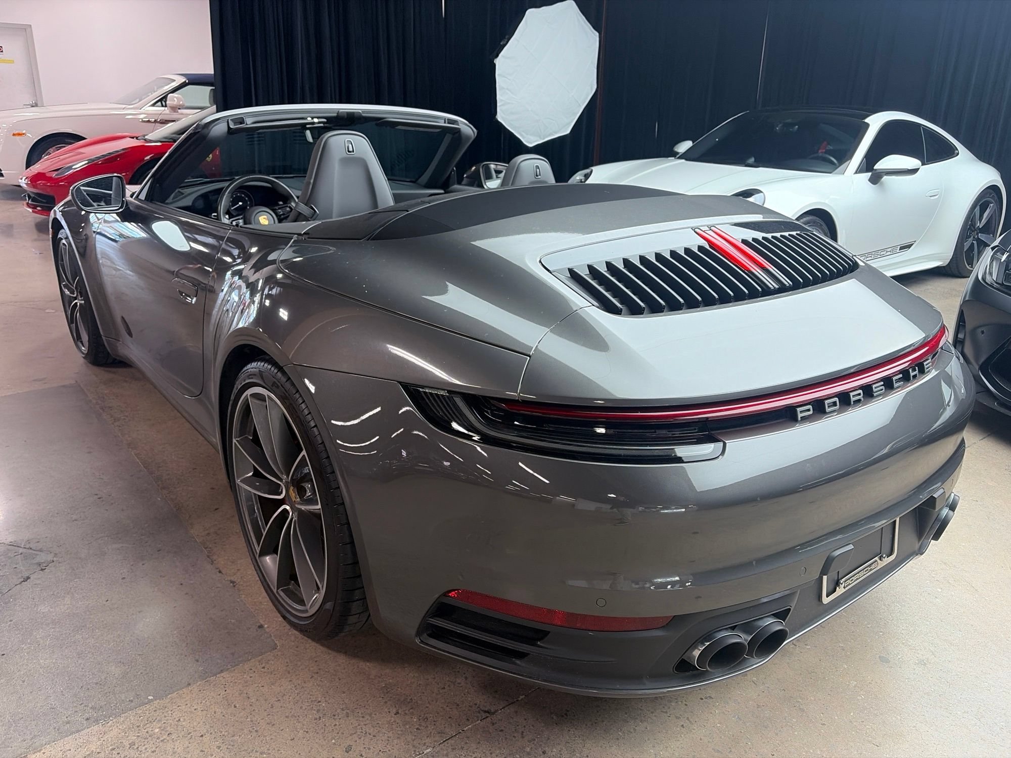 Used 2021 Porsche 911 Carrera RWD image 4
