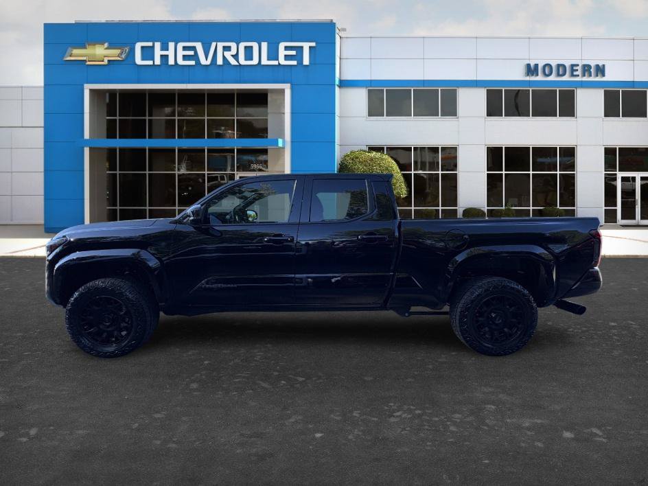 Used 2026 Toyota Tacoma SR5 AWD/4WD image 2