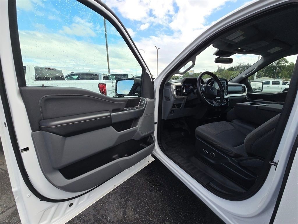 Used 2021 Ford F150 XLT w/ Equipment Group 301A Mid image 15