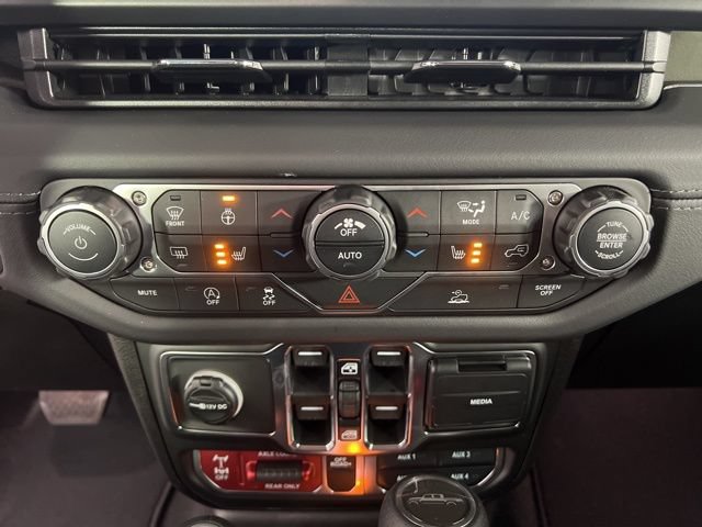 New 2026 Jeep Gladiator Mojave AWD/4WD image 22