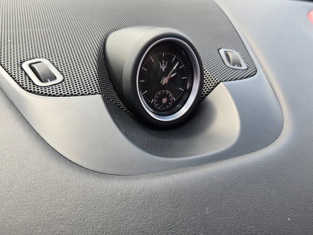 Used 2022 Maserati Levante Modena image 22