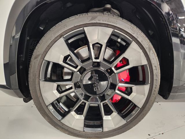 Used 2024 BMW XM w/ M Driver's Package AWD/4WD image 8