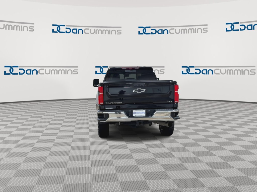 Used 2024 Chevrolet Silverado 2500 LTZ w/ LTZ Premium Package AWD/4WD image 7