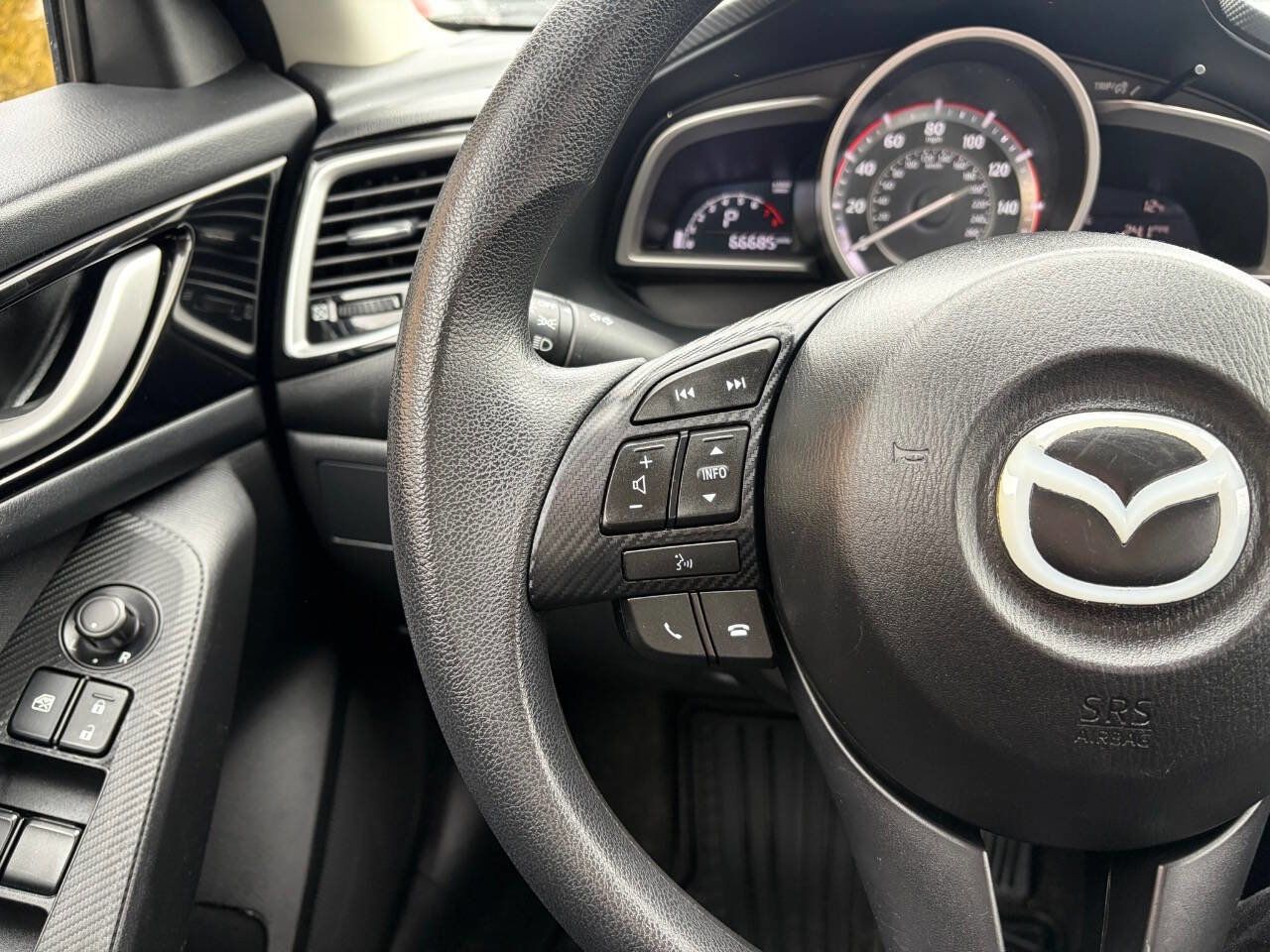 Used 2015 MAZDA MAZDA3 i Sport image 15