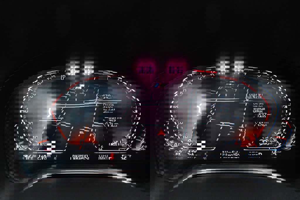 Used 2021 BMW 750i xDrive w/ Executive Package image 47