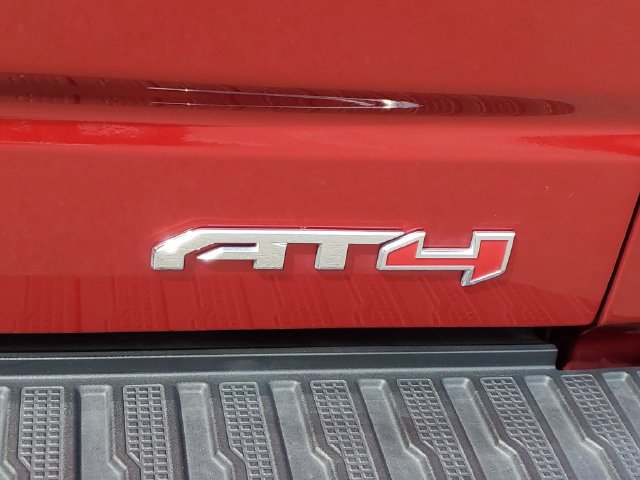 Used 2023 GMC Sierra 1500 AT4 w/ AT4 Premium Package AWD/4WD image 13
