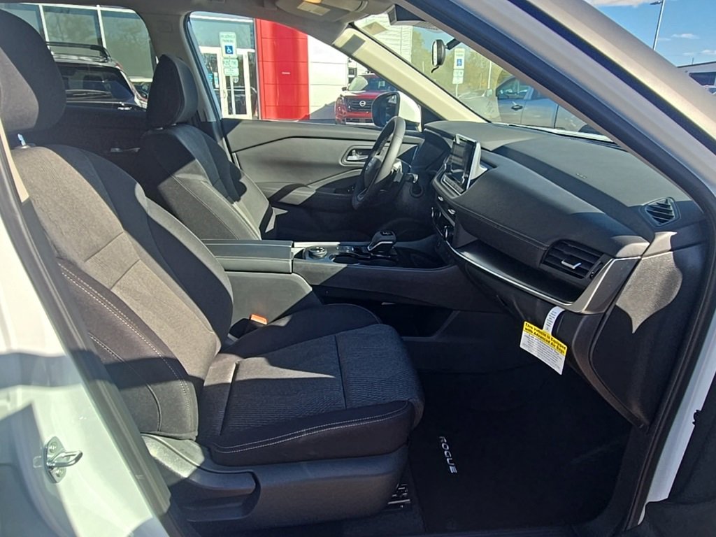 New 2026 Nissan Rogue SV image 26