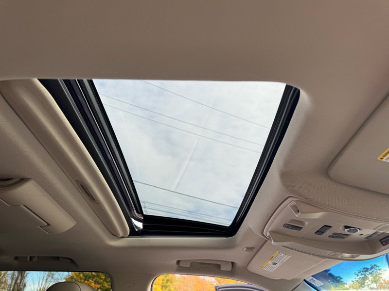 Used 2015 Chevrolet Tahoe LTZ image 17