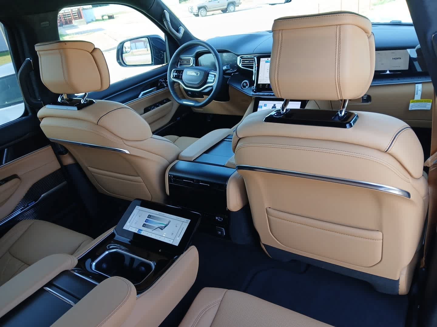 New 2026 Jeep Grand Wagoneer Summit AWD/4WD image 96